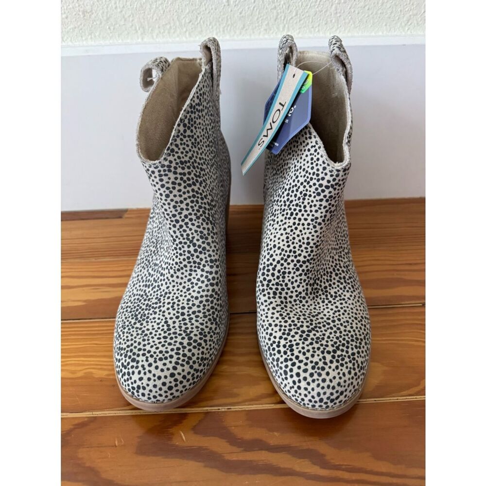 NWT TOMS Cream and Black Spotted Ankle Booties
